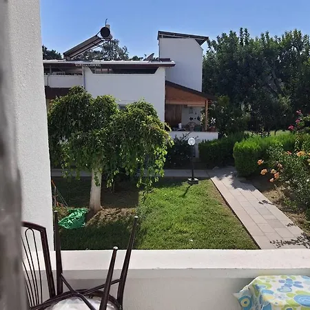 Daire Denıze Sifir Doğayla İç İçe Apart Daıre Garip
