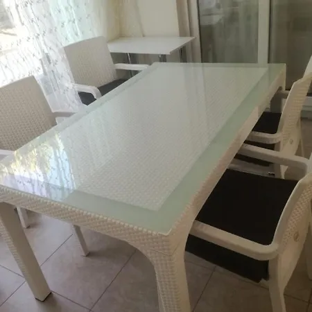 Denıze Sifir Doğayla İç İçe Apart Daıre * Garip