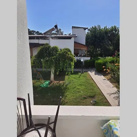 Denıze Sifir Doğayla İç İçe Apart Daıre * Garip